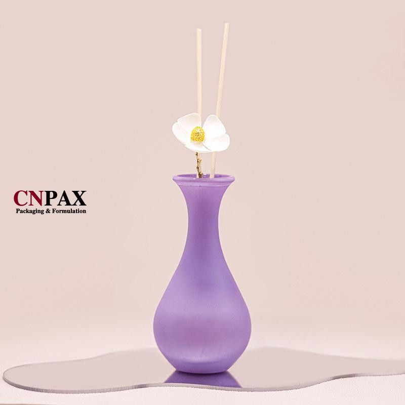 galss vase diffuser bottles